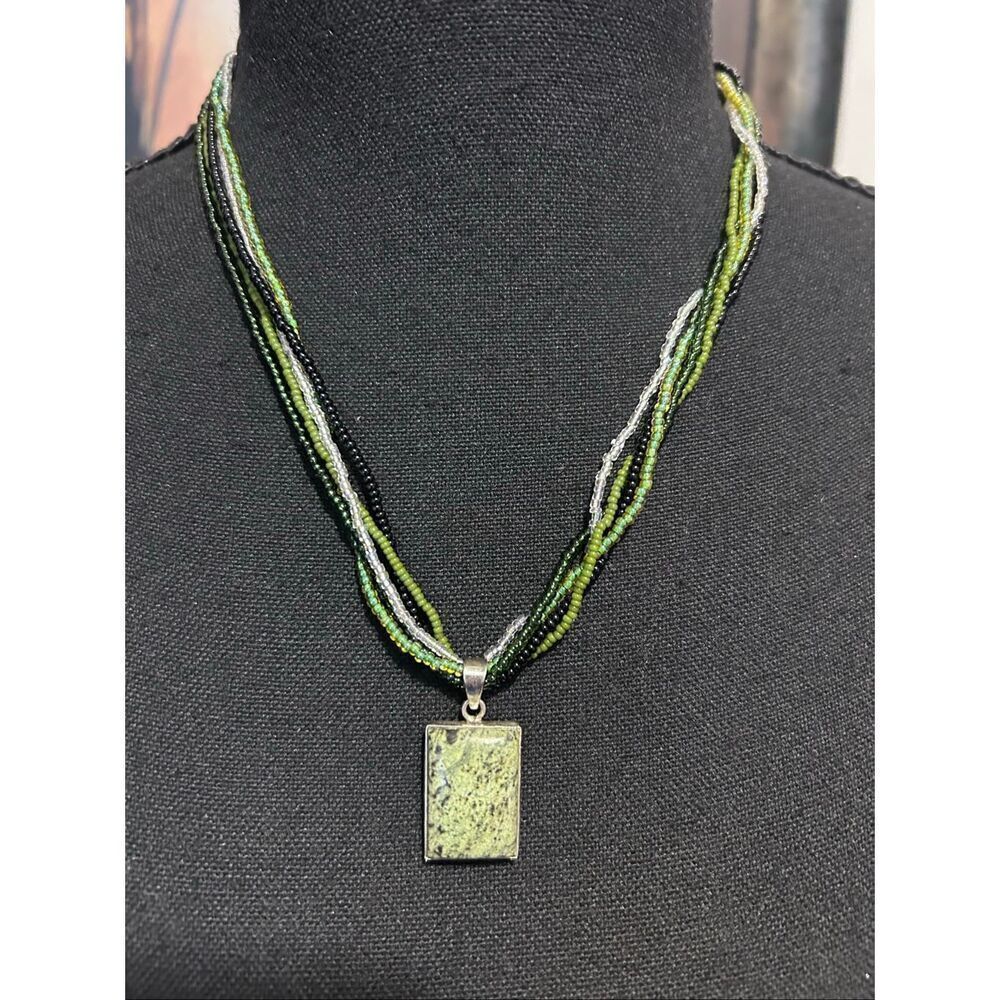 Green Onyx Stone Pendant Sterling Silver 925 Clasp Multistrand Seed Bead Necklac